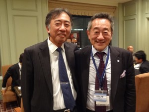 写真右：日先研　簗瀬　武史会長